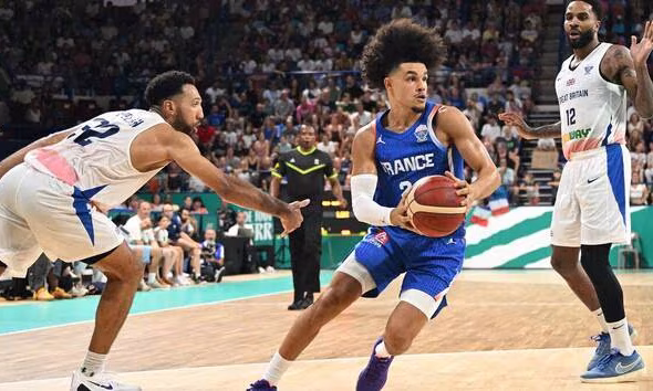 France vs Angleterre lors de la préparation de l'EuroBasket