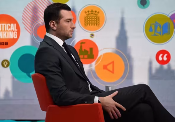 Jordan Bardella et l’immigration massive en Europe : débat relancé 17 881b9b90-d586-11f0-896d-d109ce366ff3-jpg-693ae5534c418625307223