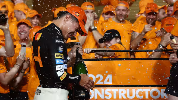 Comment Lando Norris a construit son titre mondial en F1 2025 1 Lando-Norris-McLaren-Abu-Dhabi-GP-Reuters-1200-2024-12-07685e27fe110d0dd623dfb868e8db04