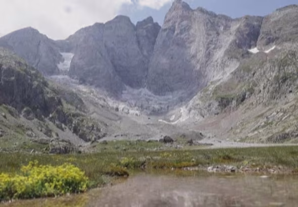 Randonneurs foudroyés dans les Hautes-Pyrénées : deux jeunes en urgence absolue 32 6a7187fc16b5d568627516